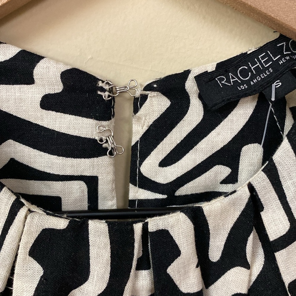 New! Rachel Zoe Linen Blend Top - Picture 3 of 7